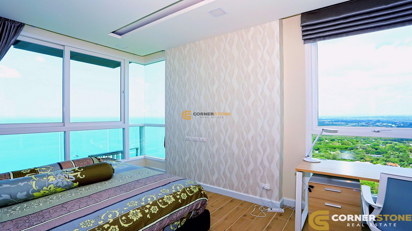 Del Mare Bang Saray beachfront condo for rent with full sea views and luxury coastal living